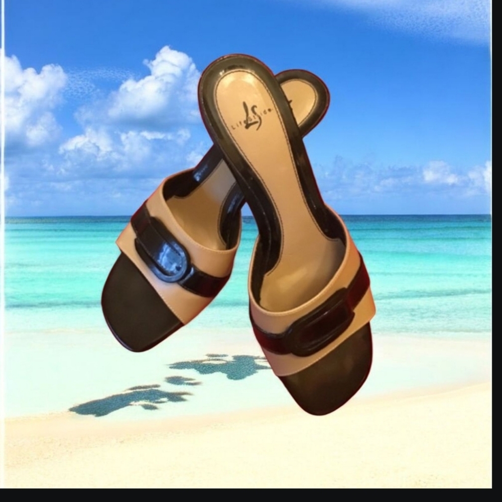 Life strides slip on sandal 2” heal like new brown size 7.5 two toned